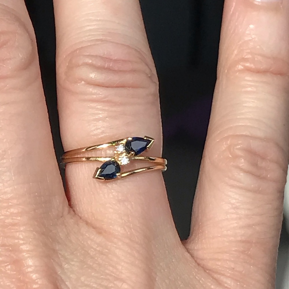 Sapphire and diamond gold ring, sz 6.5